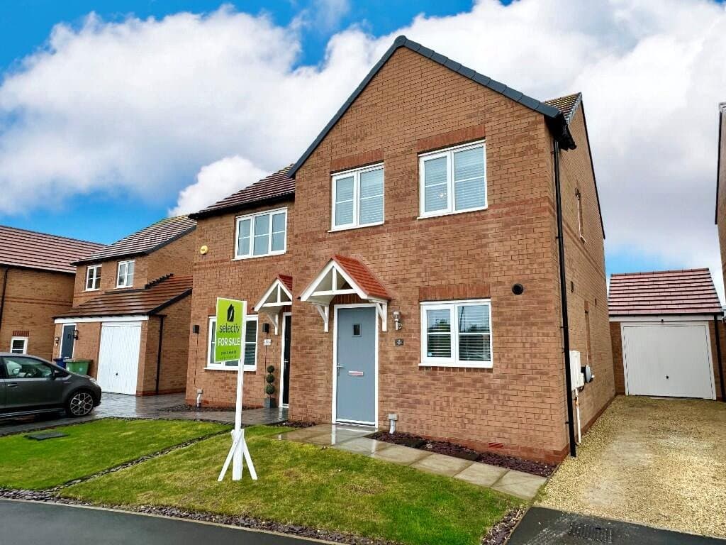 Ryehills Close, Redcar, North Yorkshire, TS10 2FA