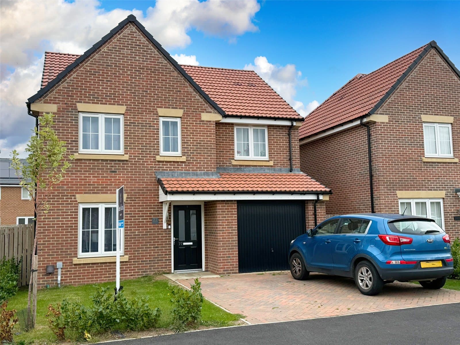 Redpath Gardens, Eston, Middlesbrough, TS6 9FE